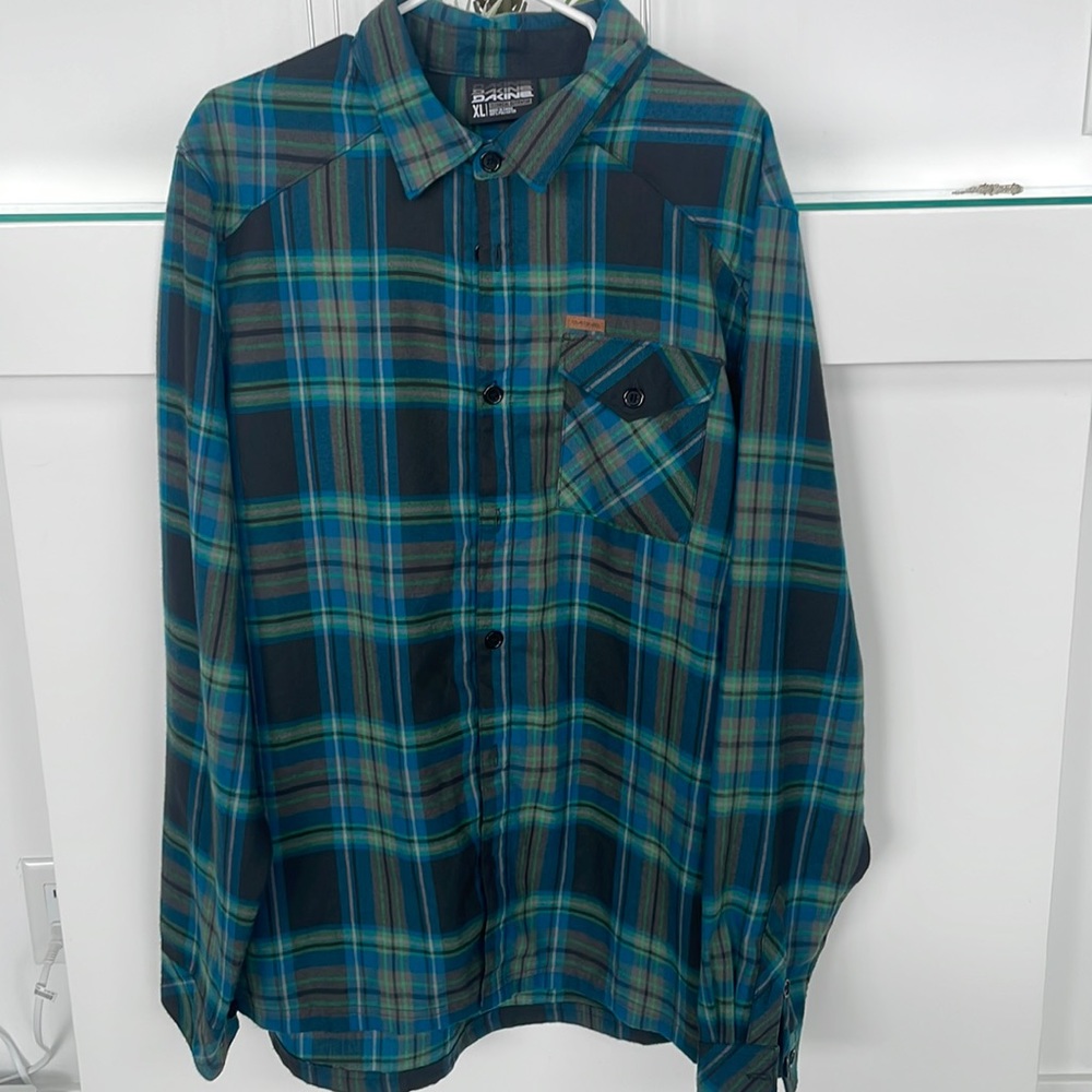 Blue dakine button up long sleeved shirt